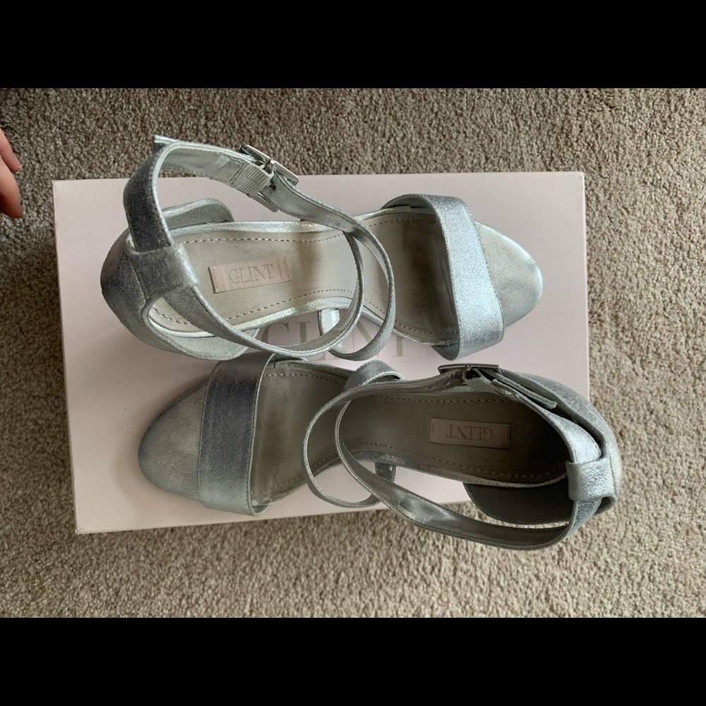Glint Mallory Wedge Sandal